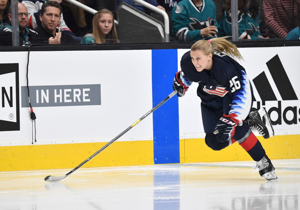 Longtime Student USA Gold Medalist Kendall Coyne Schofield showing perfect posture and stick position!